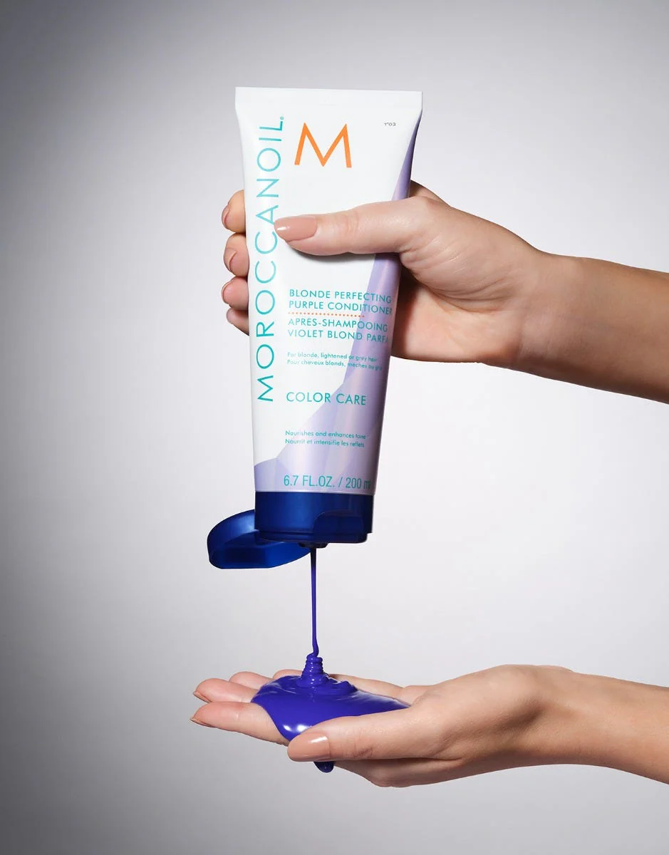 Blonde Perfecting Purple Shampoo & Conditioner Bundle - Image 4